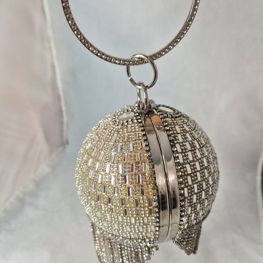 Crystal encrusted ball clutch - Picture 8 of 10